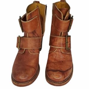 Frye Sabrina Double Buckle Boot size 9.5